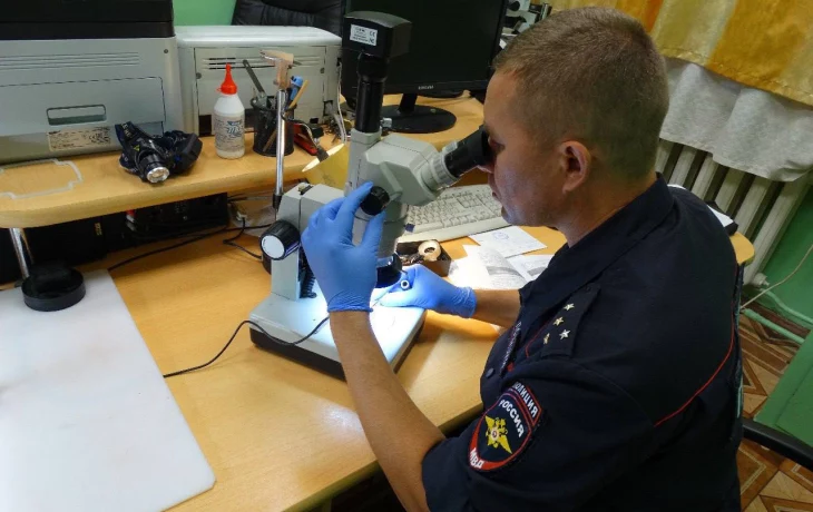В Ялте сотрудниками полиции за незаконное хранение марихуаны задержан местный житель В Ялте сотрудниками полиции за незаконное хранение марихуаны задержан местный житель