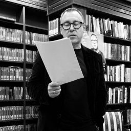 "Удиви себя": поэтический вечер с Алексеем Прохоровым в библиотеке "Удиви себя": поэтический вечер с Алексеем Прохоровым в библиотеке