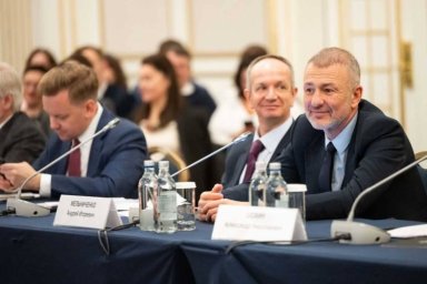 Андрей Мельниченко о развитии России: западные СМИ исказили ключевые тезисы