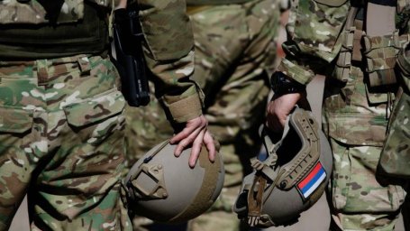 Депутат Госдумы рассмотрит вопрос о поставках жевательного табака на передовую Депутат Госдумы рассмотрит вопрос о поставках жевательного табака на передовую