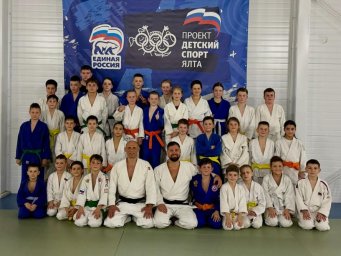 Спортивные лидеры объединились ради будущего российского единоборства Спортивные лидеры объединились ради будущего российского единоборства